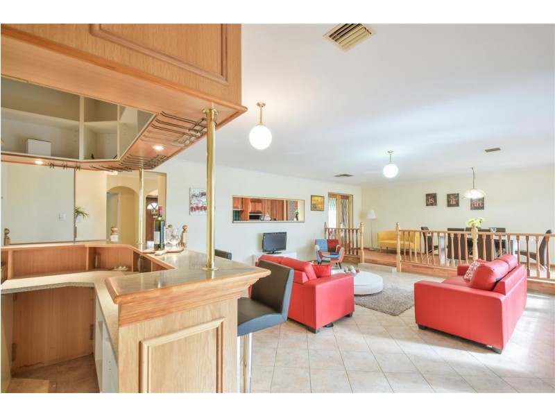 9 Wildwood Road, Happy Valley SA 5159