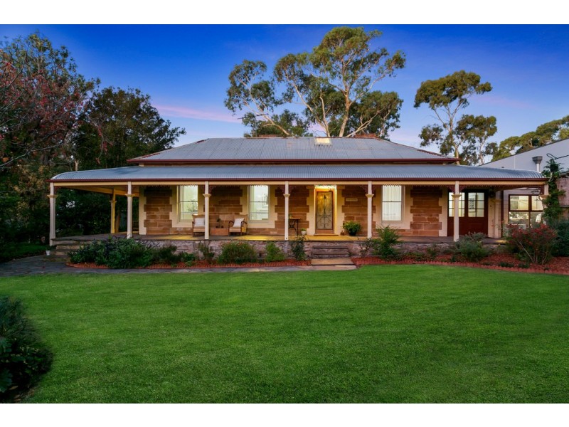 18 Main Road, Willunga SA 5172