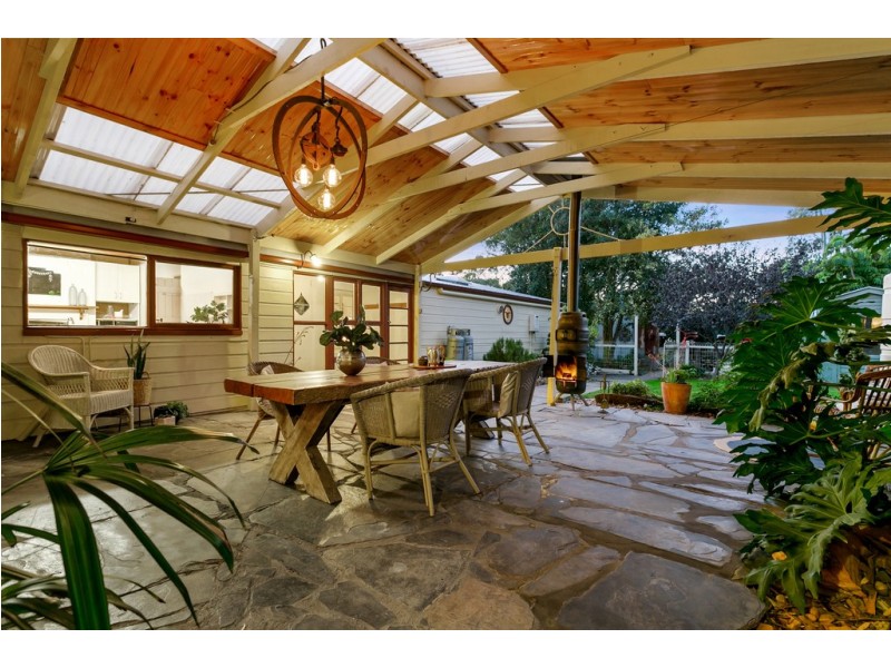 18 Main Road, Willunga SA 5172
