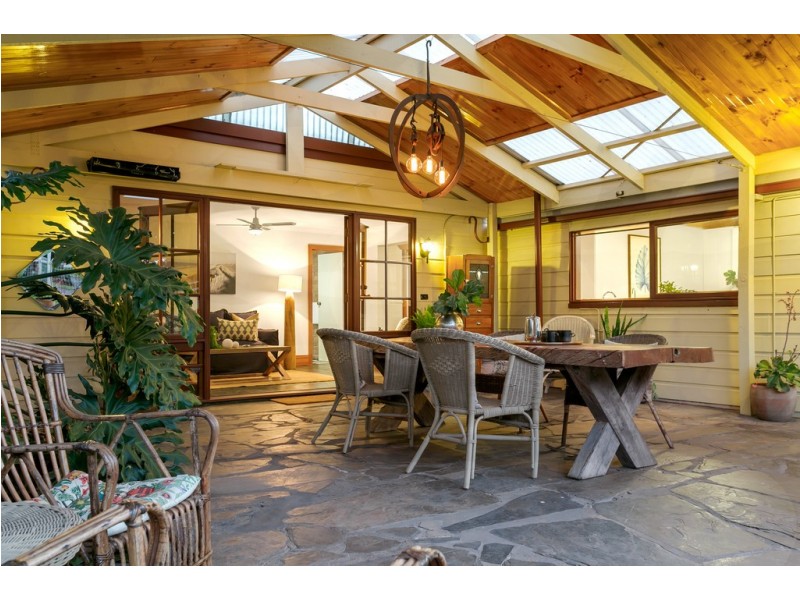 18 Main Road, Willunga SA 5172