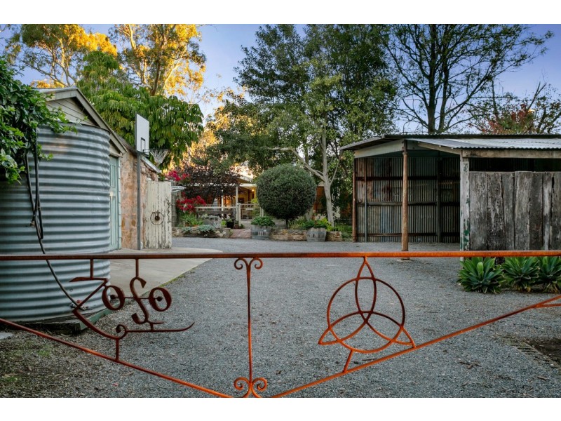 18 Main Road, Willunga SA 5172