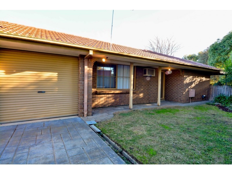 2/2 View Court, Aberfoyle Park SA 5159