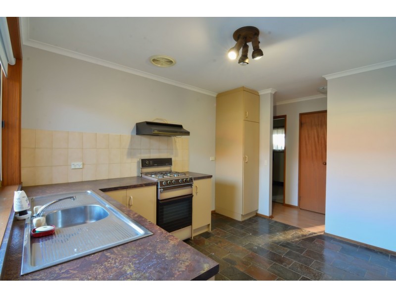 2/2 View Court, Aberfoyle Park SA 5159