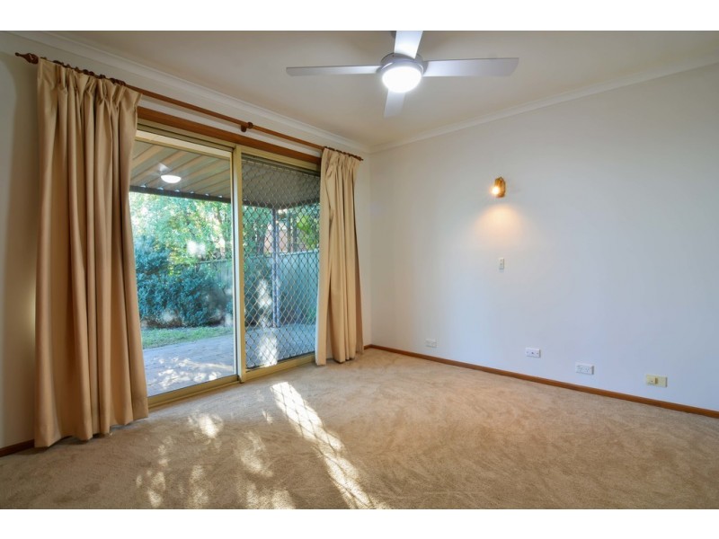 2/2 View Court, Aberfoyle Park SA 5159