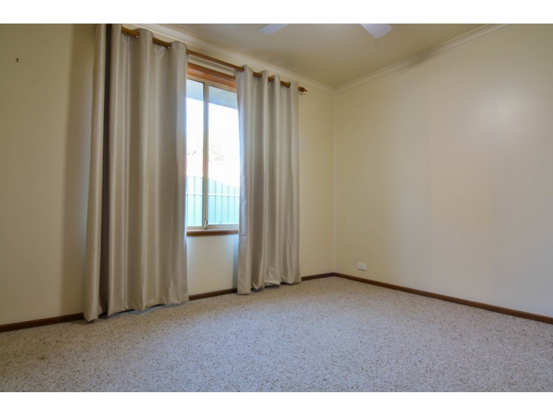 2/2 View Court, Aberfoyle Park SA 5159