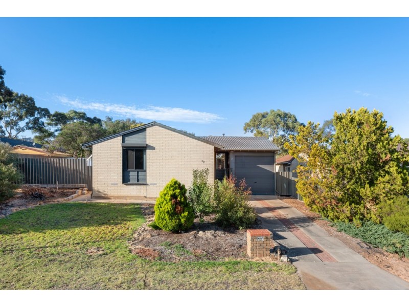 30 Pennant Street, Aberfoyle Park SA 5159