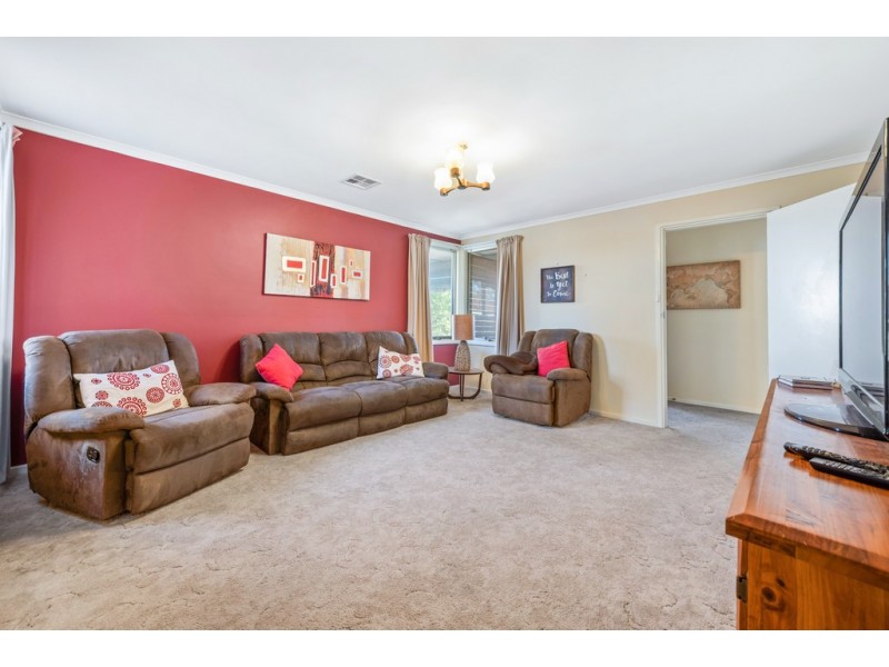 30 Pennant Street, Aberfoyle Park SA 5159