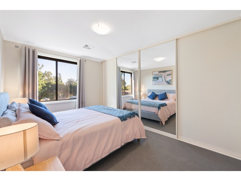 30 Pennant Street, Aberfoyle Park SA 5159