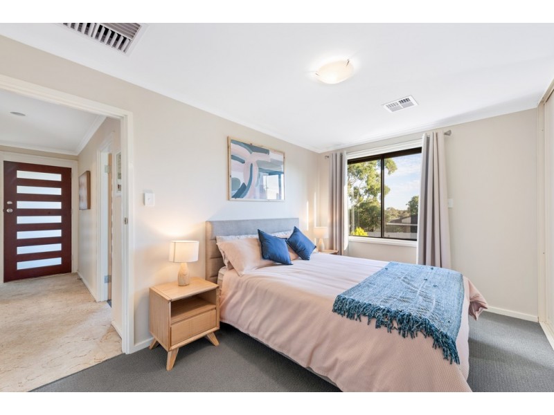 30 Pennant Street, Aberfoyle Park SA 5159