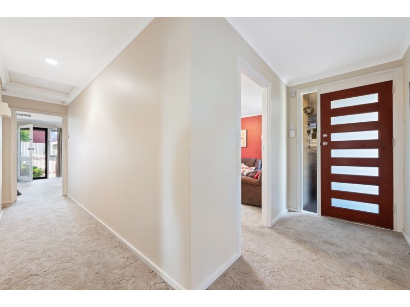 30 Pennant Street, Aberfoyle Park SA 5159