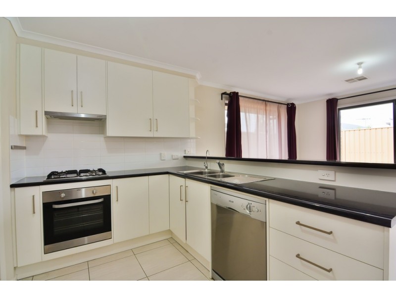 10 Ship Street, Seaford Meadows SA 5169