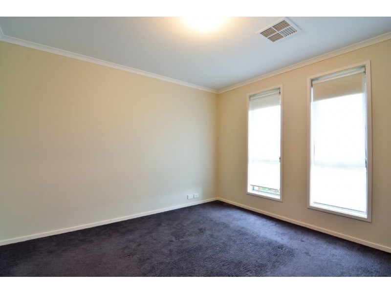 10 Ship Street, Seaford Meadows SA 5169