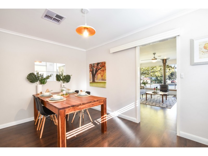 42 Suzanne Avenue, Morphett Vale SA 5162