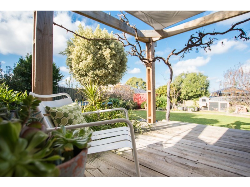 42 Suzanne Avenue, Morphett Vale SA 5162