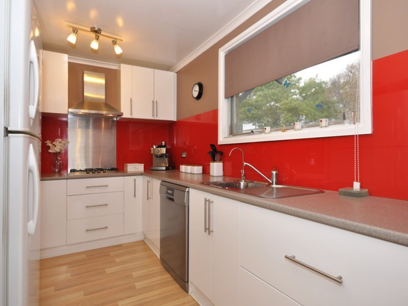 30 Pennant Street, Aberfoyle Park SA 5159