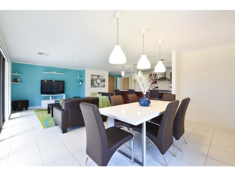 34 Meadow Bank Way, Aldinga Beach SA 5173