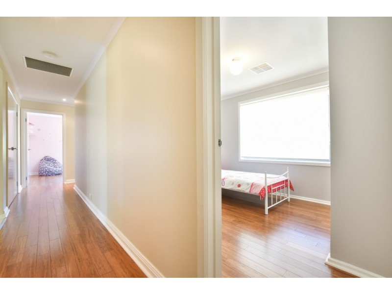 34 Meadow Bank Way, Aldinga Beach SA 5173