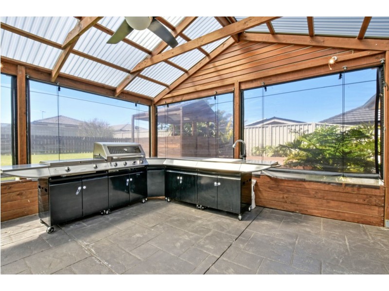 34 Meadow Bank Way, Aldinga Beach SA 5173