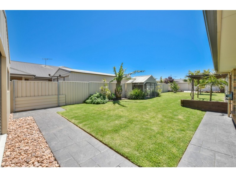 34 Meadow Bank Way, Aldinga Beach SA 5173