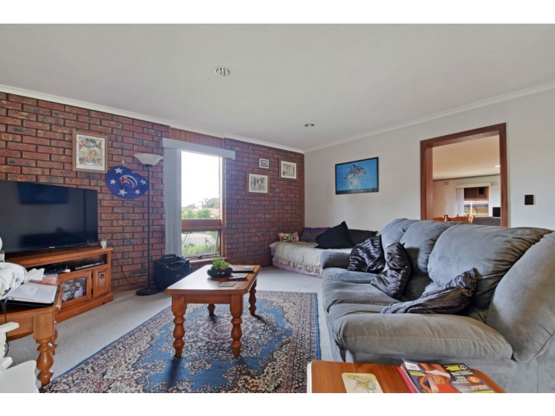 25 Emerald Road, Morphett Vale SA 5162
