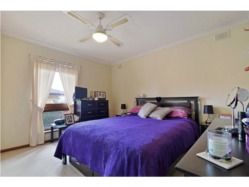 25 Emerald Road, Morphett Vale SA 5162