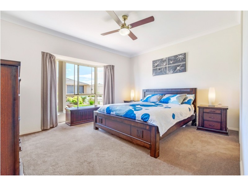 17 Meadow Bank Way, Aldinga Beach SA 5173