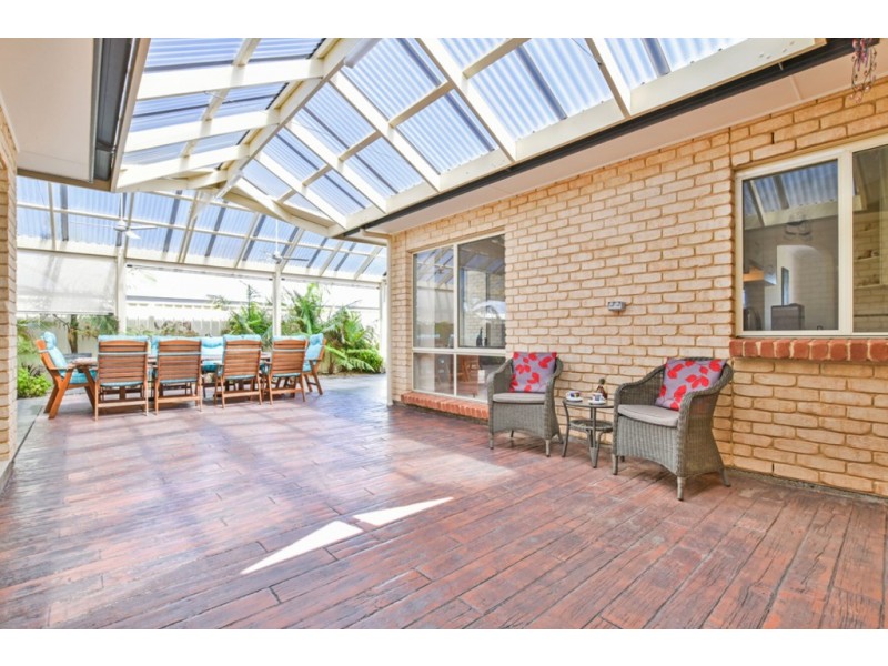 17 Meadow Bank Way, Aldinga Beach SA 5173