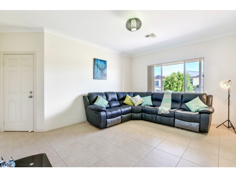 17 Meadow Bank Way, Aldinga Beach SA 5173