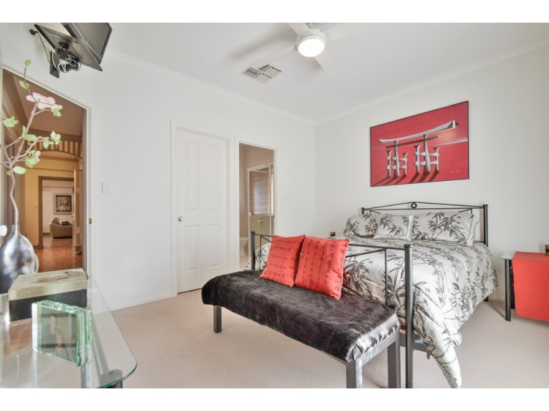 132 Wheatsheaf Road, Morphett Vale SA 5162