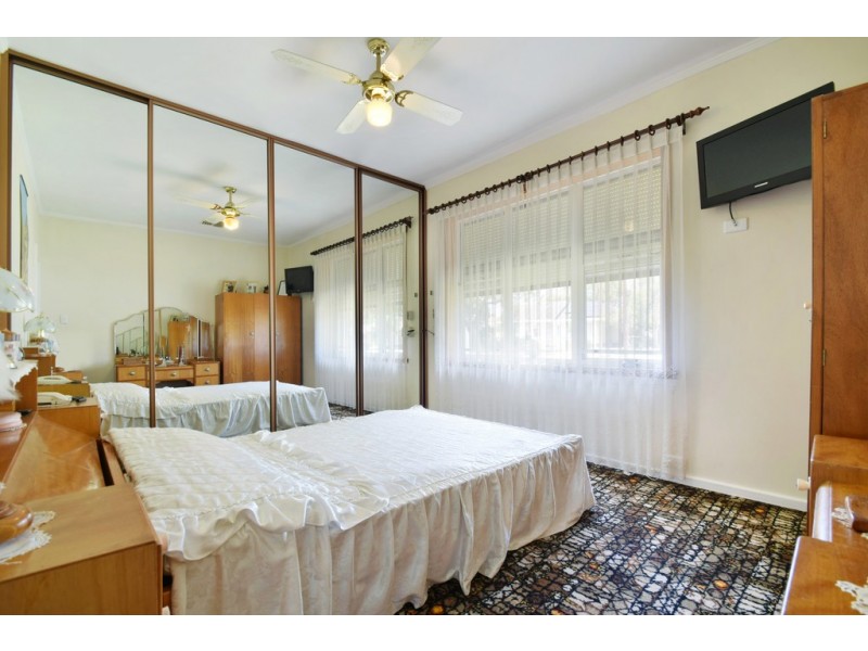 21 Bowden Grove, Oaklands Park SA 5046