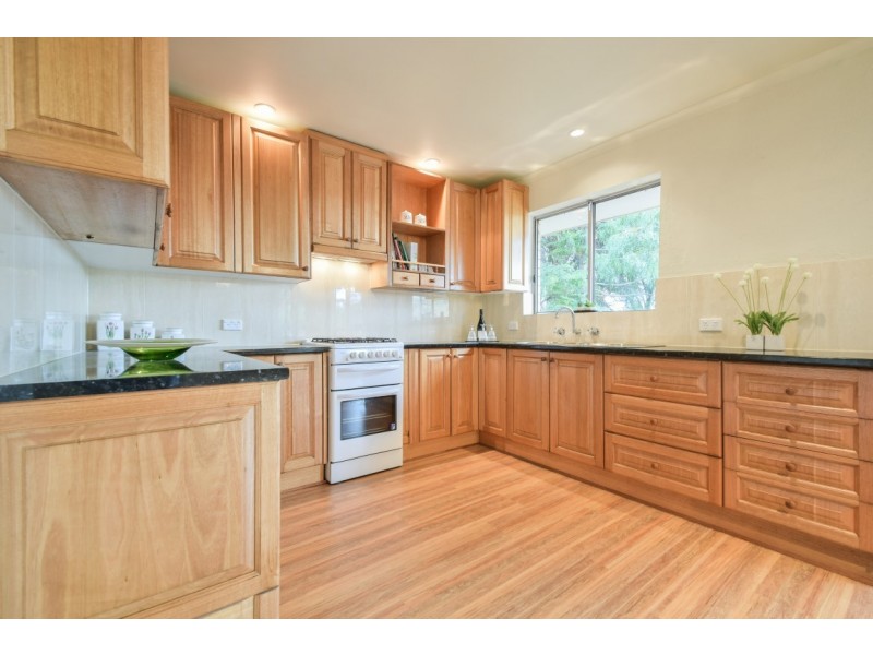 12 Monterey Court, Happy Valley SA 5159