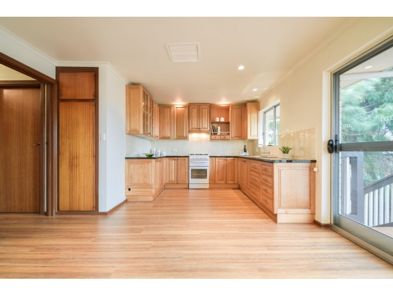 12 Monterey Court, Happy Valley SA 5159