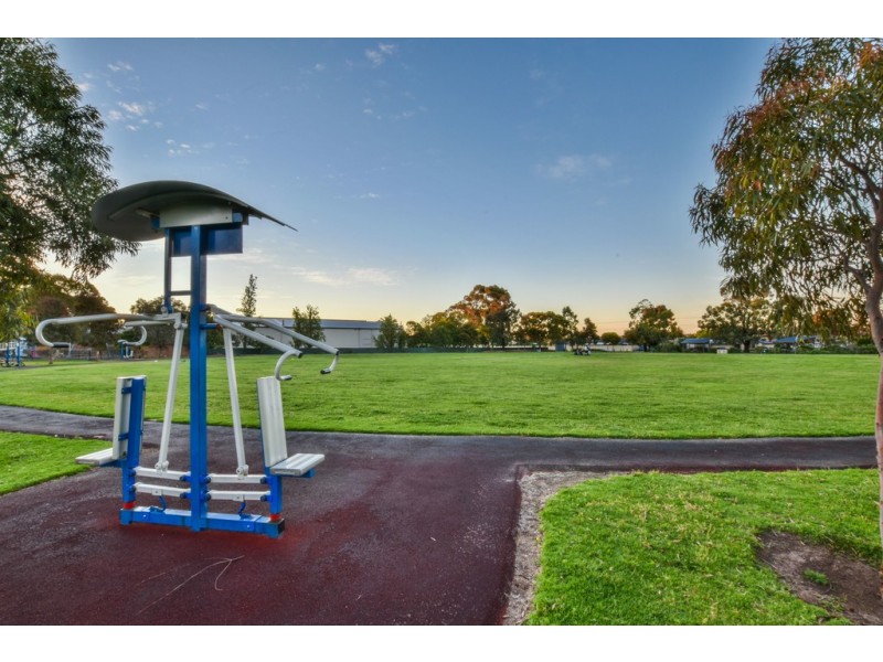 27 Dover Court, Dover Gardens SA 5048