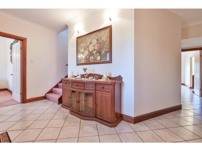 27 Dover Court, Dover Gardens SA 5048