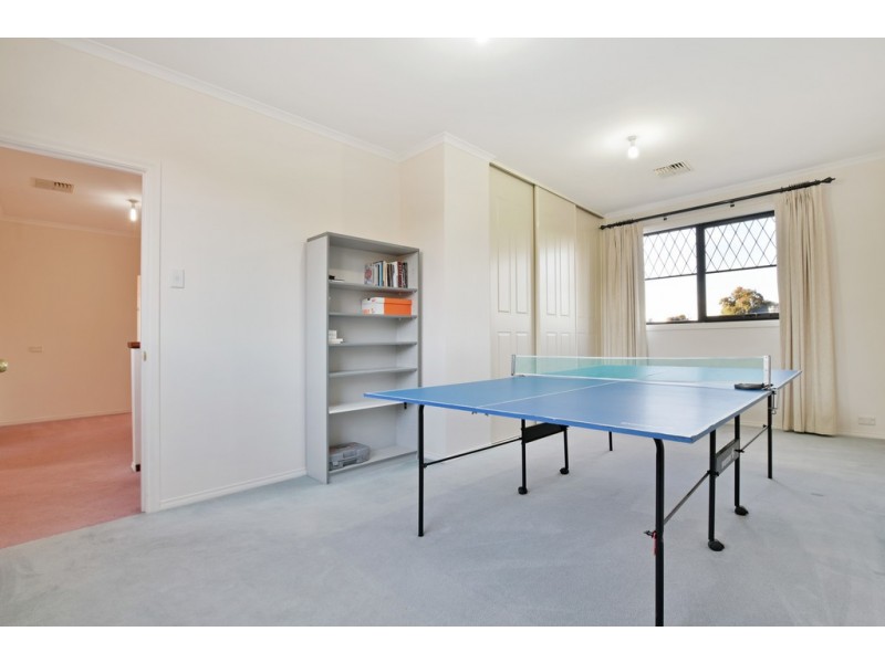 27 Dover Court, Dover Gardens SA 5048