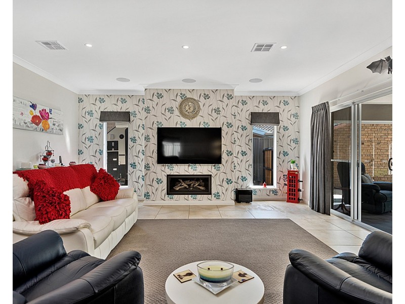 15 Nashwauk Crescent, Moana SA 5169