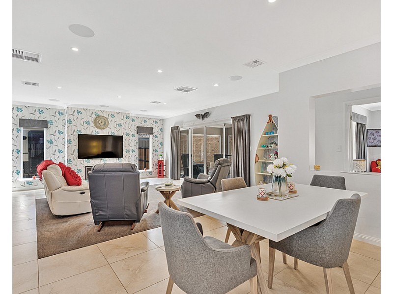 15 Nashwauk Crescent, Moana SA 5169