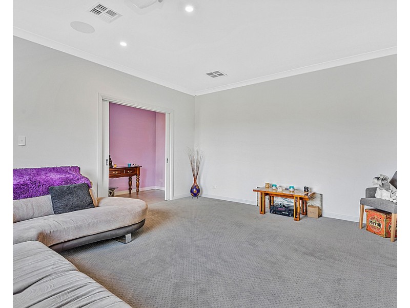 15 Nashwauk Crescent, Moana SA 5169