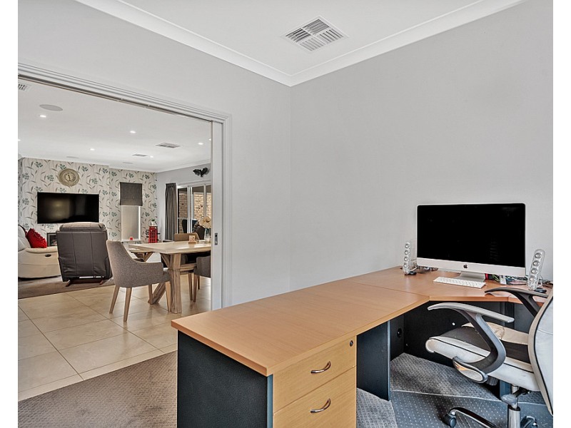 15 Nashwauk Crescent, Moana SA 5169