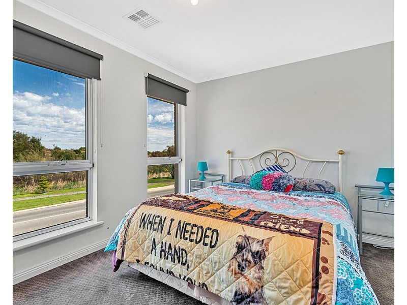 15 Nashwauk Crescent, Moana SA 5169