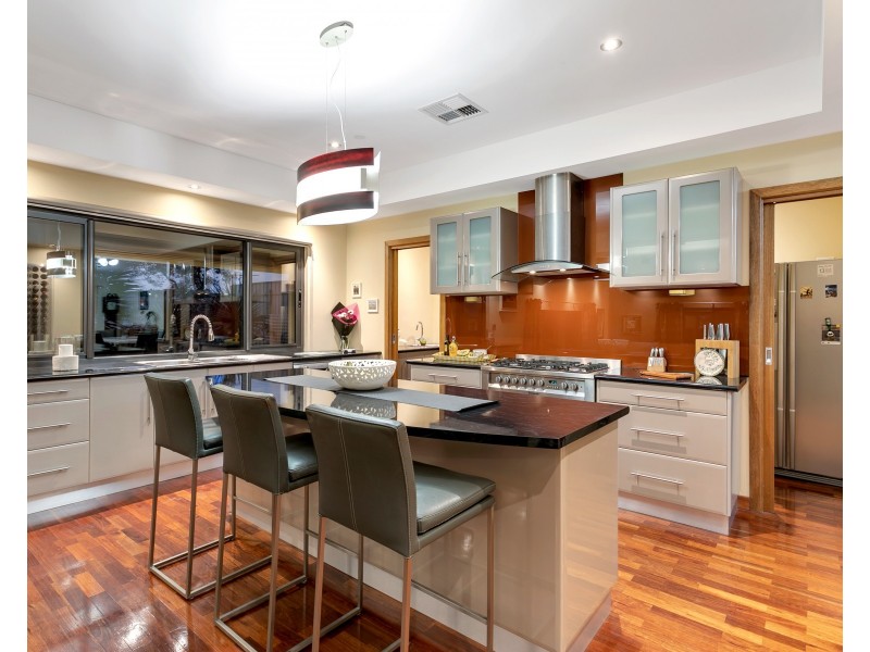 30 Islington Drive, Sheidow Park SA 5158