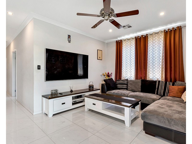 8 Moore Road, Reynella SA 5161