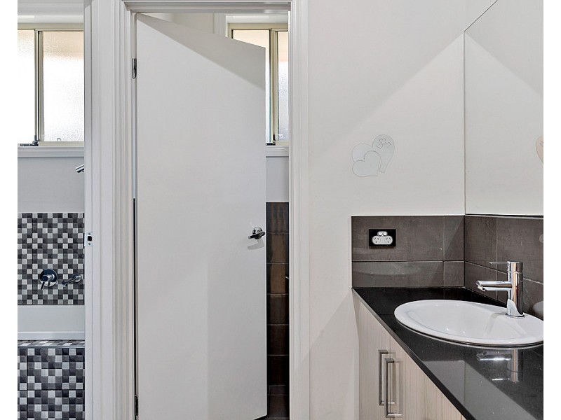 8 Moore Road, Reynella SA 5161