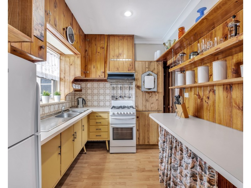 9 Graham Ave, Hackham SA 5163