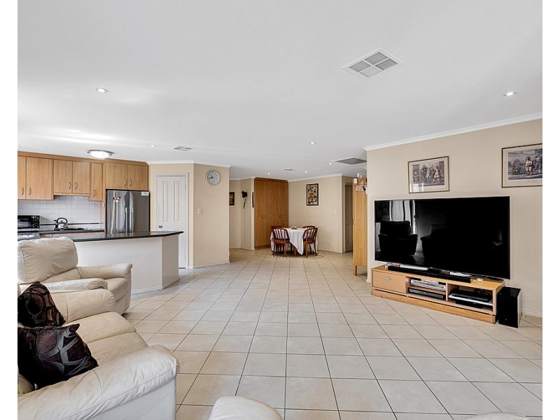 125 The Cove Road, Hallett Cove SA 5158