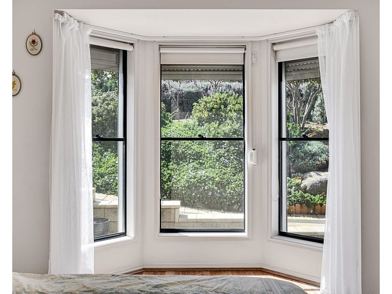 125 The Cove Road, Hallett Cove SA 5158