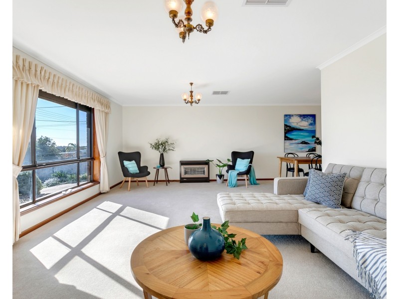 18 Darwendale Street, Huntfield Heights SA 5163