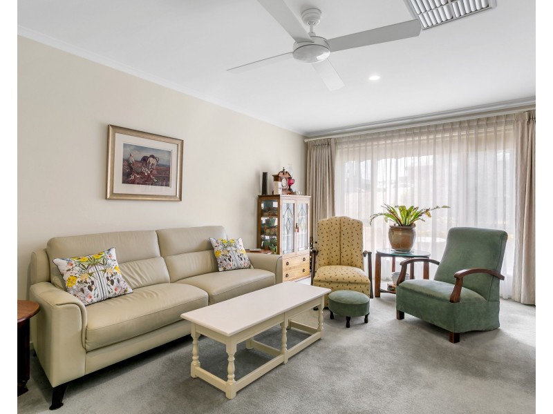 205 Perry Barr Road, Hallett Cove SA 5158