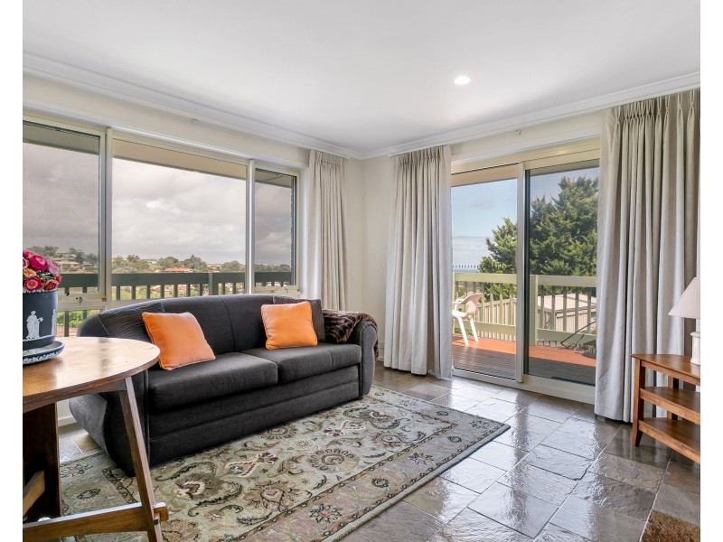 205 Perry Barr Road, Hallett Cove SA 5158