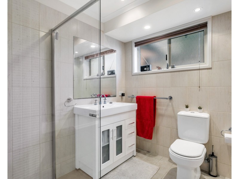 205 Perry Barr Road, Hallett Cove SA 5158